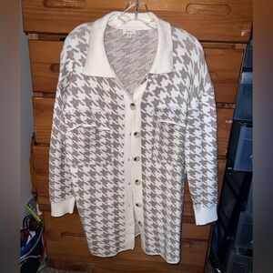Debut Cream and Brown Knit Sweater Large